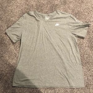 NWOT MENS V CUT NIKE T-SHIRT SIZE XXL
